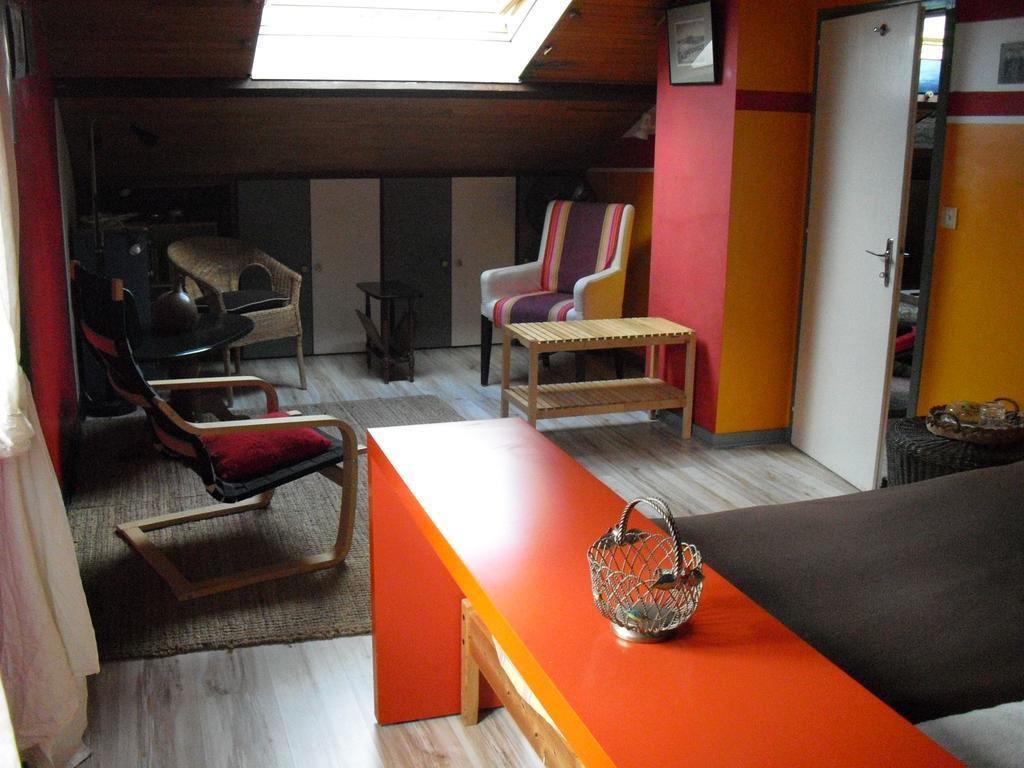 La Maison Imparfaite Fourbanne Ngoại thất bức ảnh